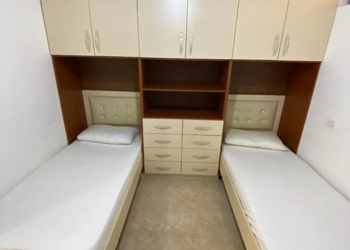 Sea View Lungomare Appartement *